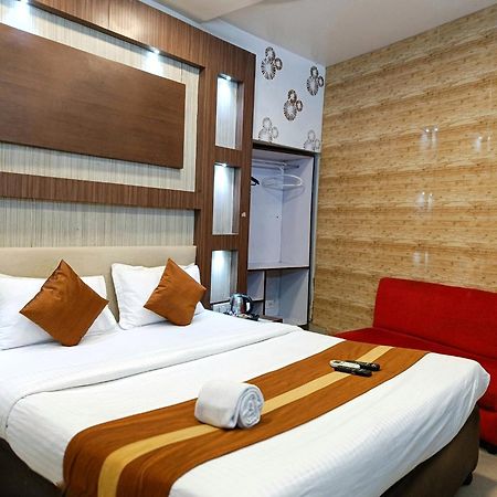 Hotel Diamond Suites Calcutta  Esterno foto