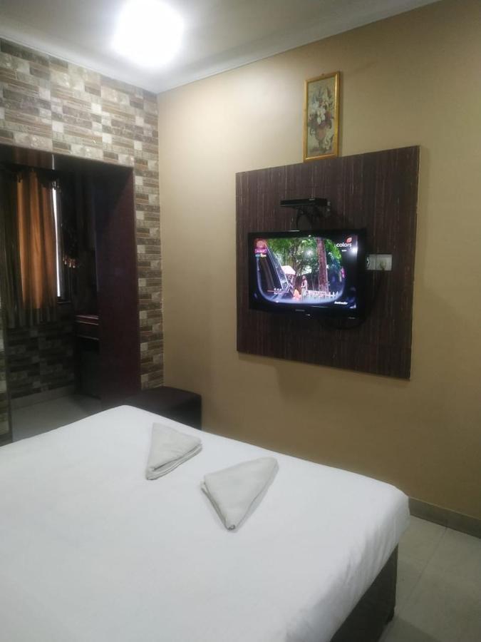 Hotel Diamond Suites Calcutta  Esterno foto