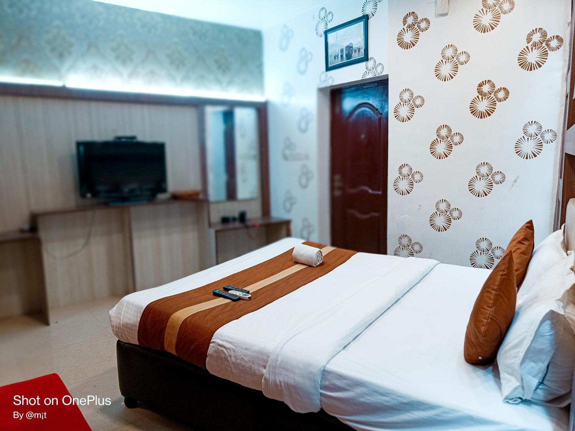 Hotel Diamond Suites Calcutta  Esterno foto